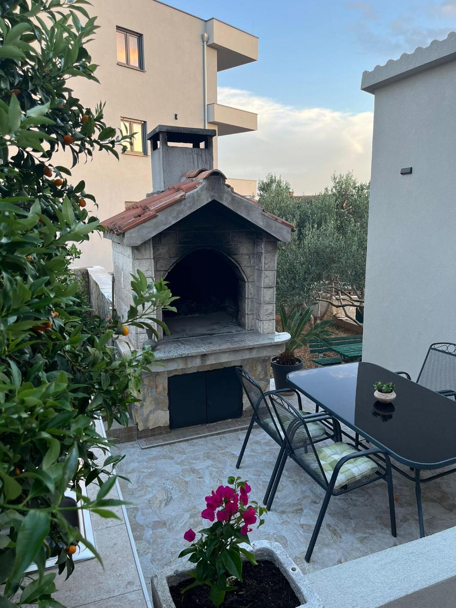Apartmani Mm Trogir Dış mekan fotoğraf